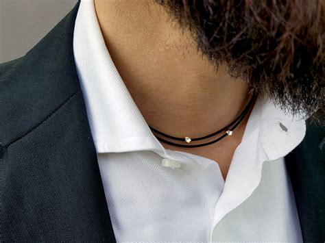 collana uomo cuoio